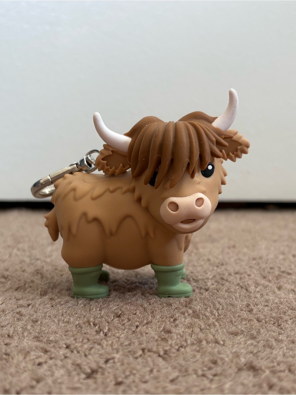 Bath & Body Works Highland Cow Pocketbac Hand Sanitizer Holder Keychain